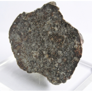 Метеорит с троилитом и железо-никелевыми хлопьями