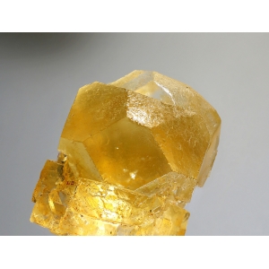 Желтый кристалл сильвина. Германия